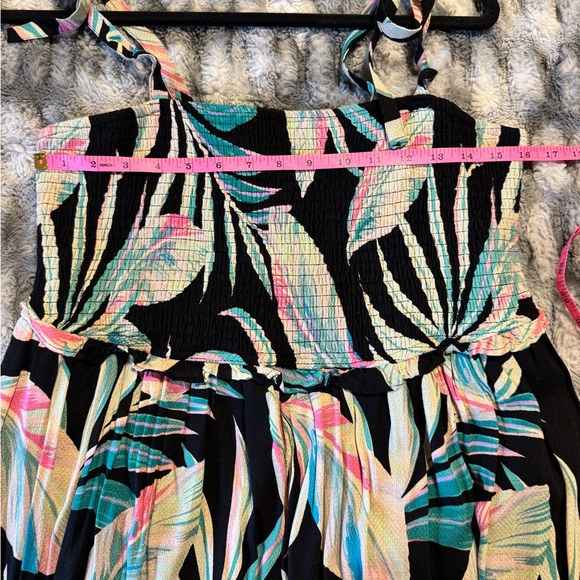 Torrid Rayon Smocked Tiered Maxi Dress Size 1 - Picture 8 of 9